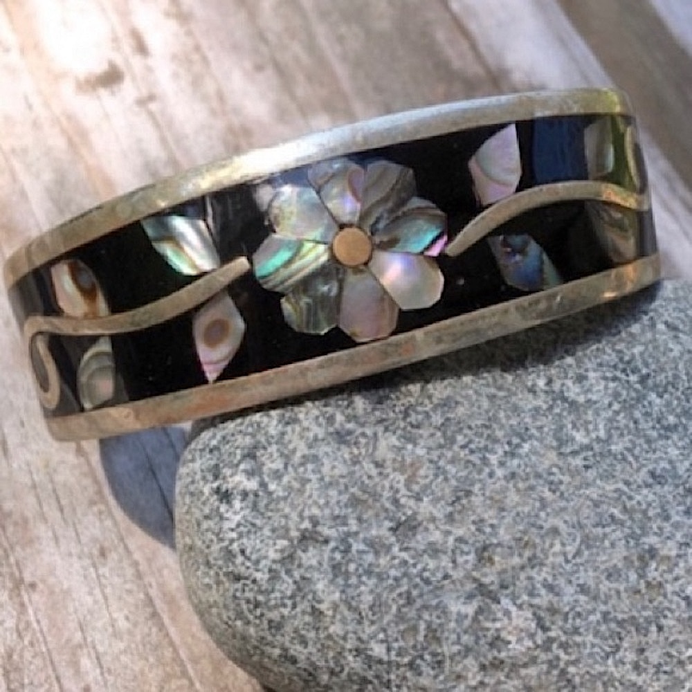 VINTAGE Cuff Bracelet Abalone Pearl Mexico Alpaca Silver Black Purple White